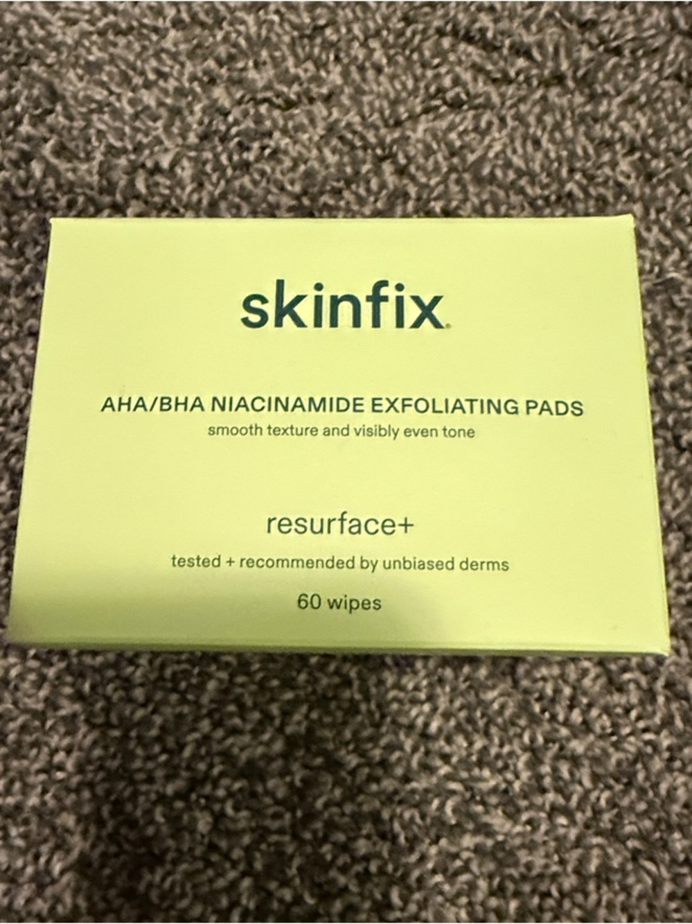 skinfix Resurface+ AHA/BHA Niacinamide Exfoliating Pads - Light Green